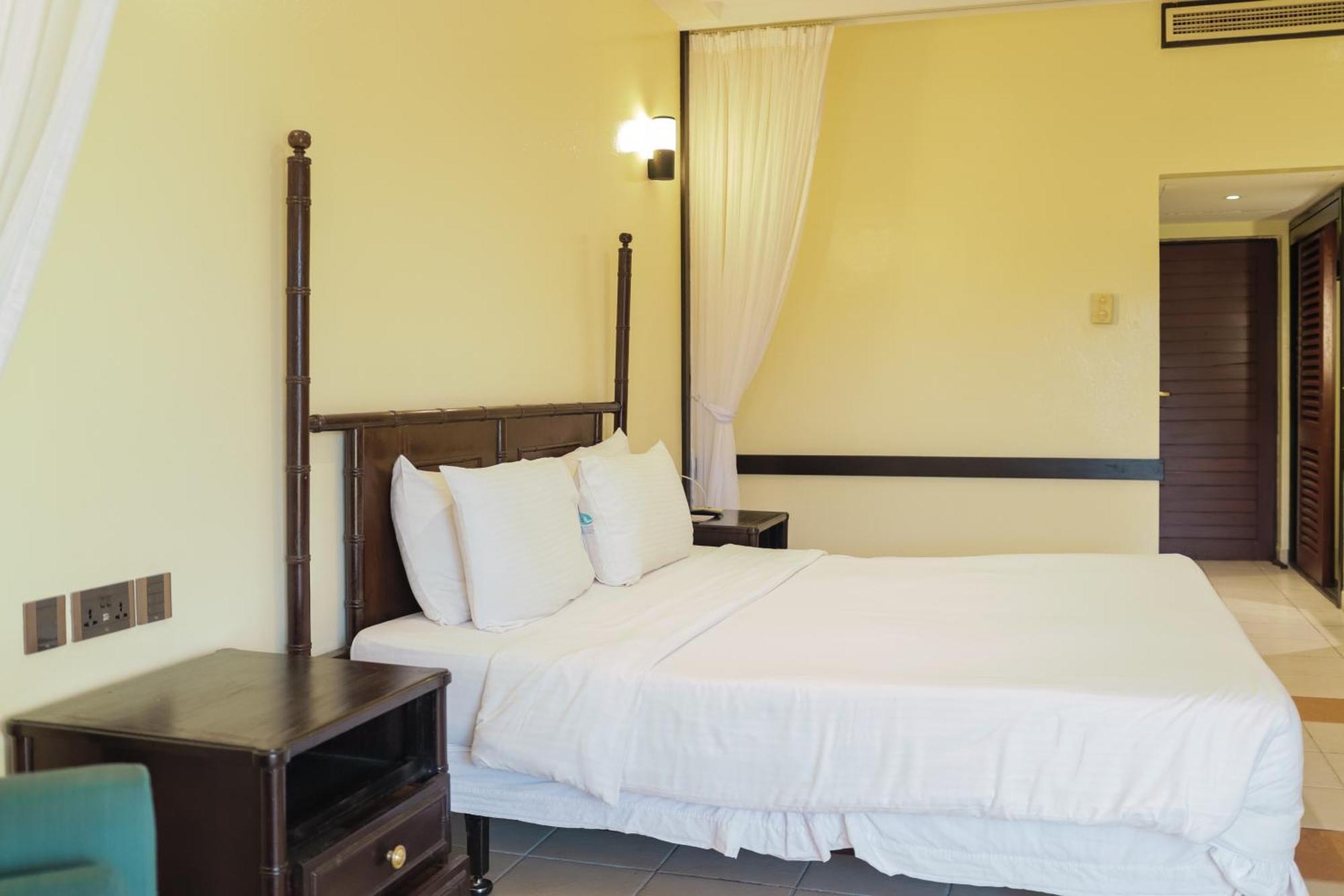 Mombasa Continental Resort Shanzu Exteriér fotografie