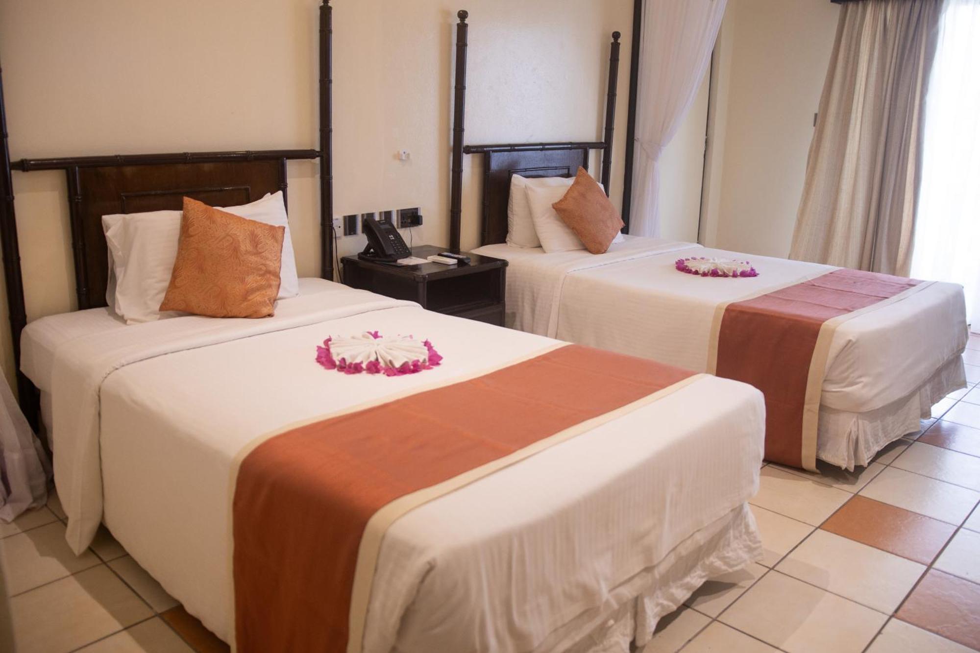 Mombasa Continental Resort Shanzu Exteriér fotografie