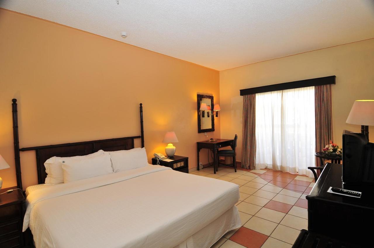 Mombasa Continental Resort Shanzu Exteriér fotografie
