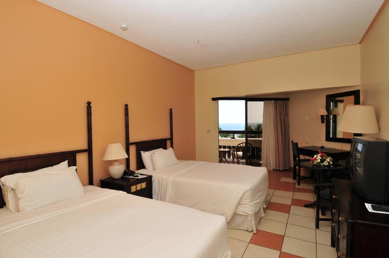 Mombasa Continental Resort Shanzu Exteriér fotografie