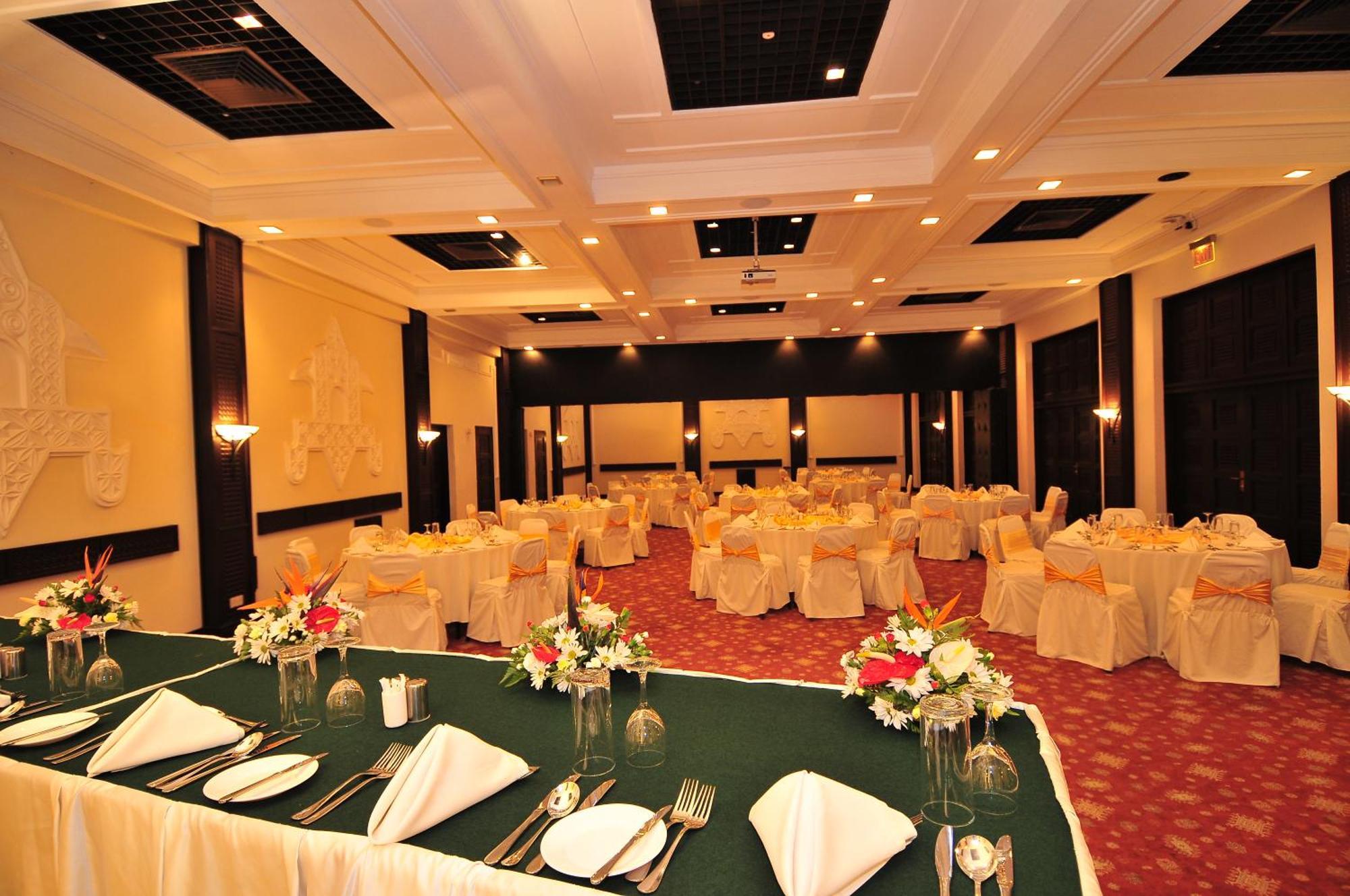 Mombasa Continental Resort Shanzu Exteriér fotografie